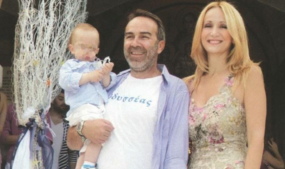 Γ. Γκουντάρας – Ν. Κακκαβά: Βάφτισαν τον γιο τους! | Newsit.gr Γ. Γκουντάρας – Ν. Κακκαβά: Βάφτισαν τον γιο τους! | Newsit.gr