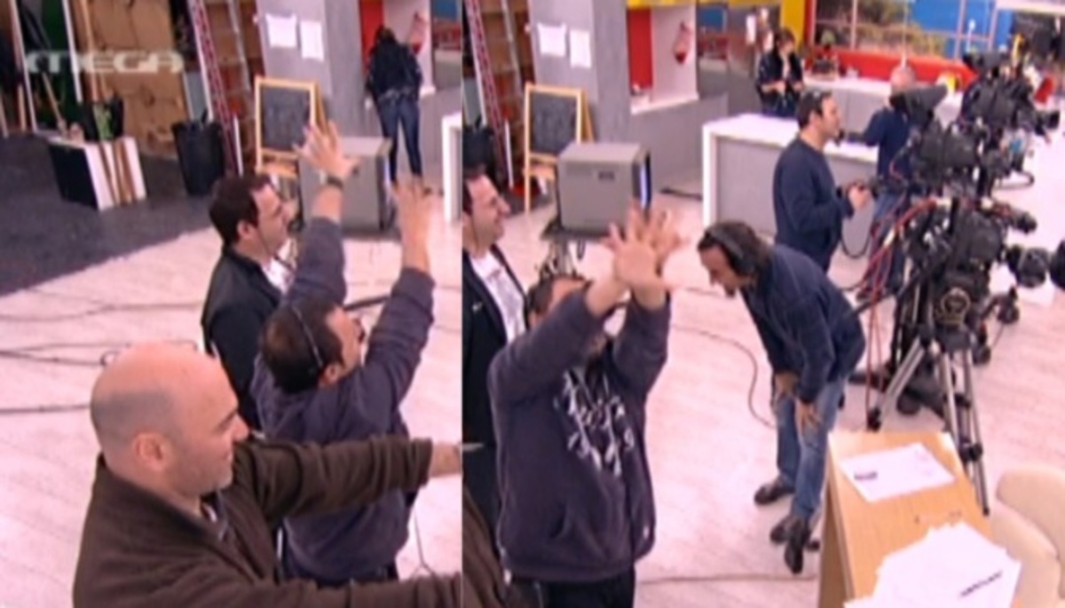 Ποιον μούτζωνε ο floor manager του Πρωινό mou; | Newsit.gr Ποιον μούτζωνε ο floor manager του Πρωινό mou; | Newsit.gr