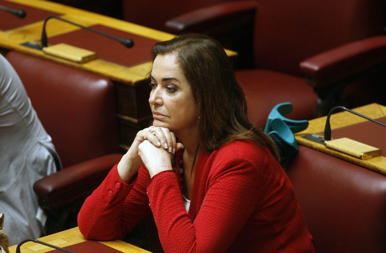 Μπακογιάννη: Φοβικός, υποκριτής και λαϊκιστής ο Σαμαράς | Newsit.gr Μπακογιάννη: Φοβικός, υποκριτής και λαϊκιστής ο Σαμαράς | Newsit.gr