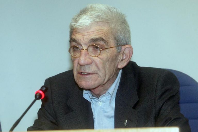 Κατέστρεψαν τα αμπέλια του Μπουτάρη – Με τσεκούρια και αλυσοπρίονα ισοπέδωσαν 7 στρέμματα! | Newsit.gr Κατέστρεψαν τα αμπέλια του Μπουτάρη – Με τσεκούρια και αλυσοπρίονα ισοπέδωσαν 7 στρέμματα! | Newsit.gr