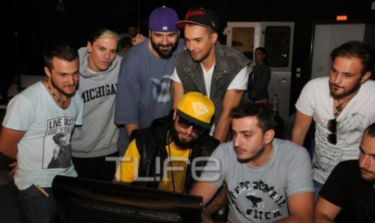 To ΤLIFE στα γυρίσματα του νέου video clip των ΝΕΒΜΑ | Newsit.gr To ΤLIFE στα γυρίσματα του νέου video clip των ΝΕΒΜΑ | Newsit.gr