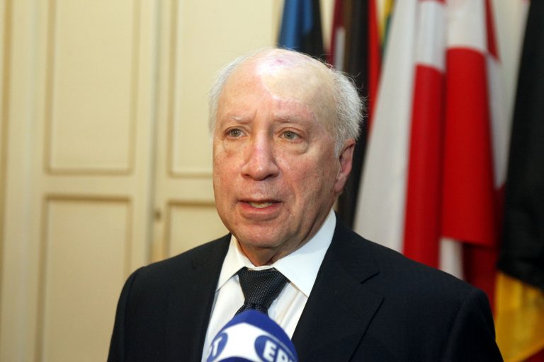 Κρίσιμες επαφές του Μάθιου Νίμιτς στα Σκόπια για την ονομασία | Newsit.gr Κρίσιμες επαφές του Μάθιου Νίμιτς στα Σκόπια για την ονομασία | Newsit.gr