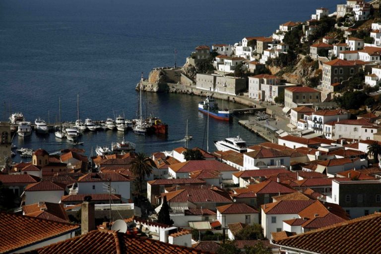 Βρετανοί μεσίτες: «Αγοράστε γη στην Ελλάδα!» | Newsit.gr Βρετανοί μεσίτες: «Αγοράστε γη στην Ελλάδα!» | Newsit.gr