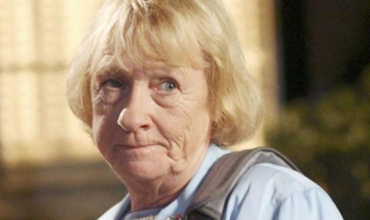 Πέθανε η πρωταγωνίστρια των »Desperate Housewives» Kathryn Joosten | Newsit.gr Πέθανε η πρωταγωνίστρια των »Desperate Housewives» Kathryn Joosten | Newsit.gr