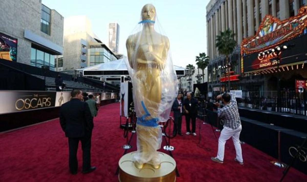 Oscar 2013: Οι προετοιμασίες και τα δρακόντεια μέτρα ασφαλείας | Newsit.gr Oscar 2013: Οι προετοιμασίες και τα δρακόντεια μέτρα ασφαλείας | Newsit.gr