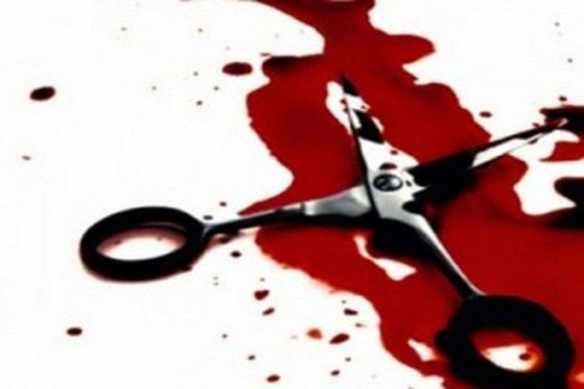 Κρήτη: Σε κατάσταση αμόκ, »κάρφωσε» ένα ψαλίδι στο λαιμό του! | Newsit.gr Κρήτη: Σε κατάσταση αμόκ, »κάρφωσε» ένα ψαλίδι στο λαιμό του! | Newsit.gr