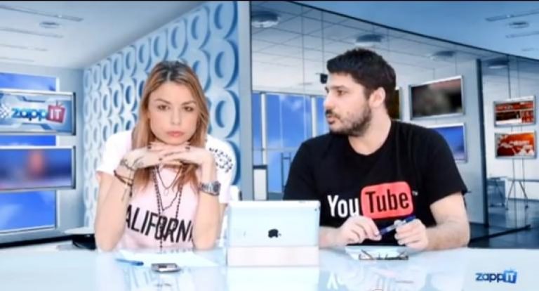 Ο άρχοντας της…πόζας! Η πλάκα στον Λιάγκα στα «Παιδιά Κουμπιά»! | Newsit.gr Ο άρχοντας της…πόζας! Η πλάκα στον Λιάγκα στα «Παιδιά Κουμπιά»! | Newsit.gr