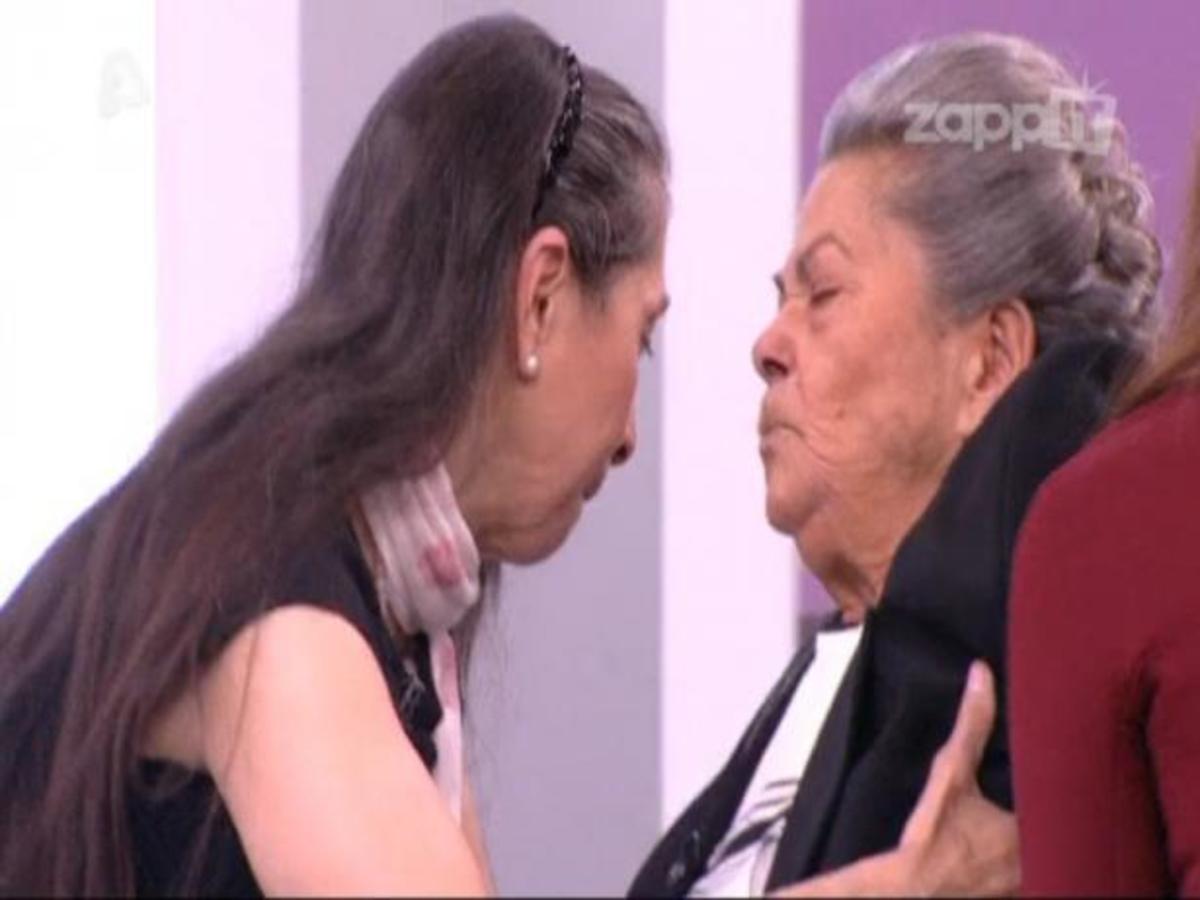 Πάμε Πακέτο: Λύγισε η μητέρα όταν αγκάλιασε την κόρη της! | Newsit.gr Πάμε Πακέτο: Λύγισε η μητέρα όταν αγκάλιασε την κόρη της! | Newsit.gr