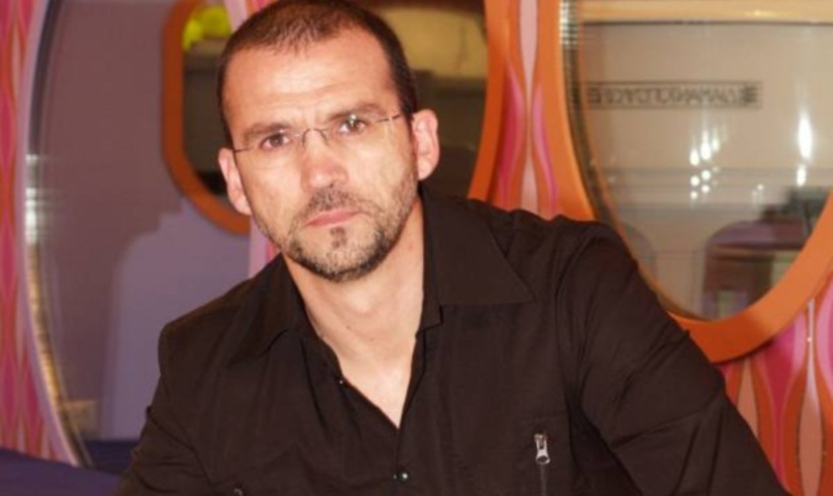 Π. Μεταξόπουλος στο Μίλα: Ο χορός, η σχέση με τον πατέρα του, ο χωρισμός και οι γιοι του | Newsit.gr Π. Μεταξόπουλος στο Μίλα: Ο χορός, η σχέση με τον πατέρα του, ο χωρισμός και οι γιοι του | Newsit.gr