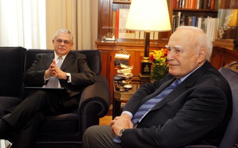 Το απόρρητο σημείωμα του Παπαδήμου: Η χώρα πλησιάζει στο σημείο κατάρρευσης | Newsit.gr Το απόρρητο σημείωμα του Παπαδήμου: Η χώρα πλησιάζει στο σημείο κατάρρευσης | Newsit.gr