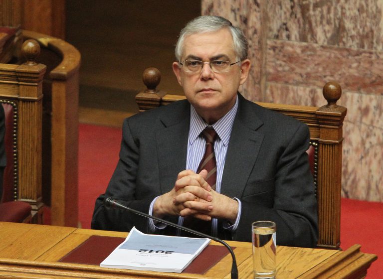 Παπαδήμος προς δανειστές: «Δεσμευόμαστε…» | Newsit.gr Παπαδήμος προς δανειστές: «Δεσμευόμαστε…» | Newsit.gr
