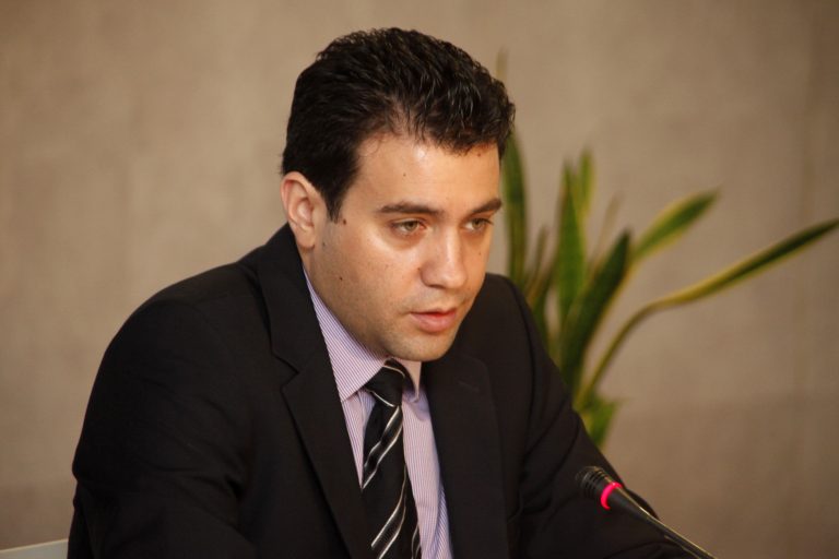 ΔΗΜΑΡ: Τσίπρας, ο νέος Χάρι Πότερ | Newsit.gr ΔΗΜΑΡ: Τσίπρας, ο νέος Χάρι Πότερ | Newsit.gr