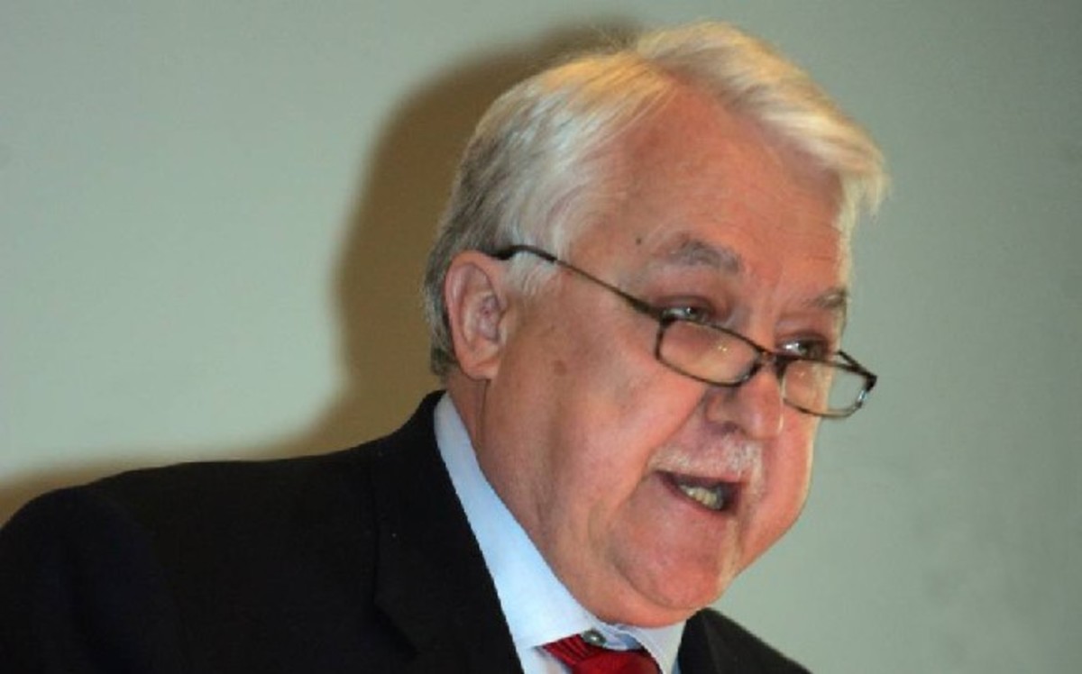 Αλέκος Παπαδόπουλος: «Μετά τις εκλογές περικοπές και απολύσεις στο δημόσιο» | Newsit.gr Αλέκος Παπαδόπουλος: «Μετά τις εκλογές περικοπές και απολύσεις στο δημόσιο» | Newsit.gr