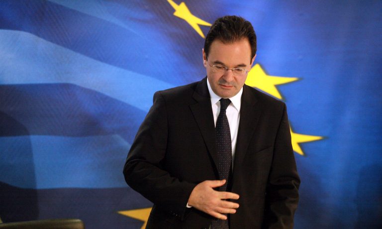 Στο θυσιαστήριο, χωρίς ελπίδα να… φυσήξει. | Newsit.gr Στο θυσιαστήριο, χωρίς ελπίδα να… φυσήξει. | Newsit.gr