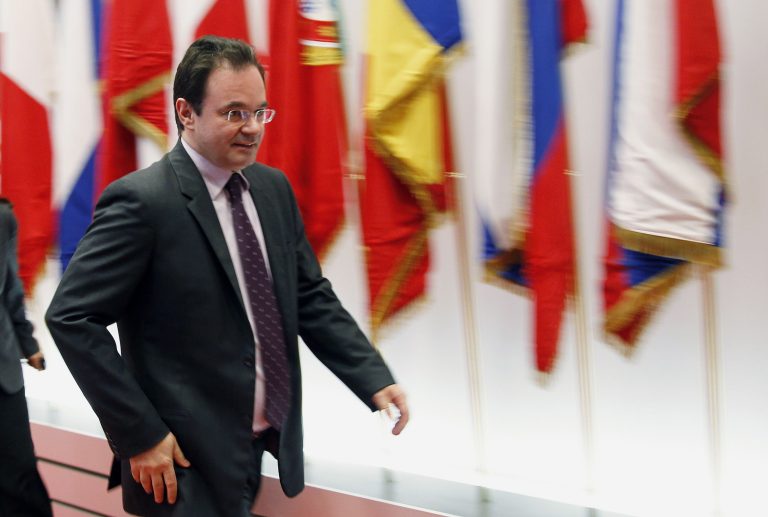 Παπακωνσταντίνου: «Δε συζητάμε την αναδιάρθρωση του χρέους» | Newsit.gr Παπακωνσταντίνου: «Δε συζητάμε την αναδιάρθρωση του χρέους» | Newsit.gr
