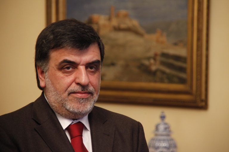 Φθιώτιδα : Στέλεχος του ΠΑΣΟΚ «έκραξε» τον Σπ.Παπασπύρου σε ψαροταβέρνα | Newsit.gr Φθιώτιδα : Στέλεχος του ΠΑΣΟΚ «έκραξε» τον Σπ.Παπασπύρου σε ψαροταβέρνα | Newsit.gr
