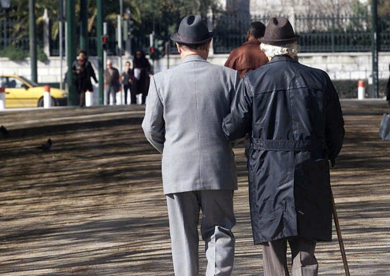 Στόχος των ληστών οι ηλικιωμένοι! Τους παρακολουθούν και μπαίνουν στα σπίτια τους! | Newsit.gr Στόχος των ληστών οι ηλικιωμένοι! Τους παρακολουθούν και μπαίνουν στα σπίτια τους! | Newsit.gr
