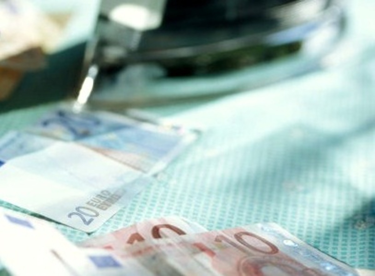Είχαν «σπρώξει» 350.000 πλαστά χαρτονομίσματα στην αγορά | Newsit.gr Είχαν «σπρώξει» 350.000 πλαστά χαρτονομίσματα στην αγορά | Newsit.gr