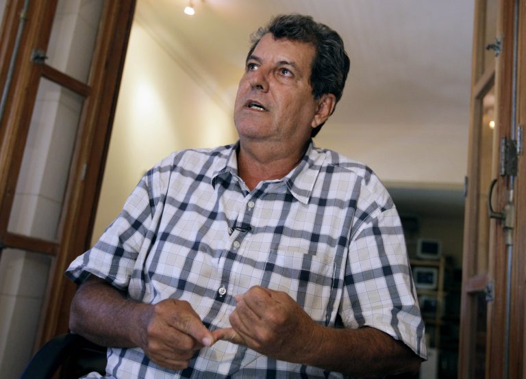 Νεκρός σε τροχαίο ο Οσβάλντο Πάγια | Newsit.gr Νεκρός σε τροχαίο ο Οσβάλντο Πάγια | Newsit.gr