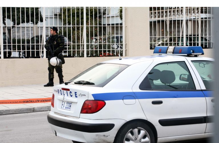 Απέδρασε μέσα από αστυνομικό τμήμα | Newsit.gr Απέδρασε μέσα από αστυνομικό τμήμα | Newsit.gr