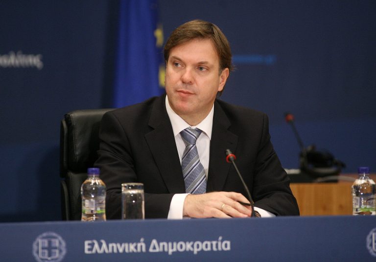 Απάντηση Κυβέρνησης στον Σαμαρά | Newsit.gr Απάντηση Κυβέρνησης στον Σαμαρά | Newsit.gr