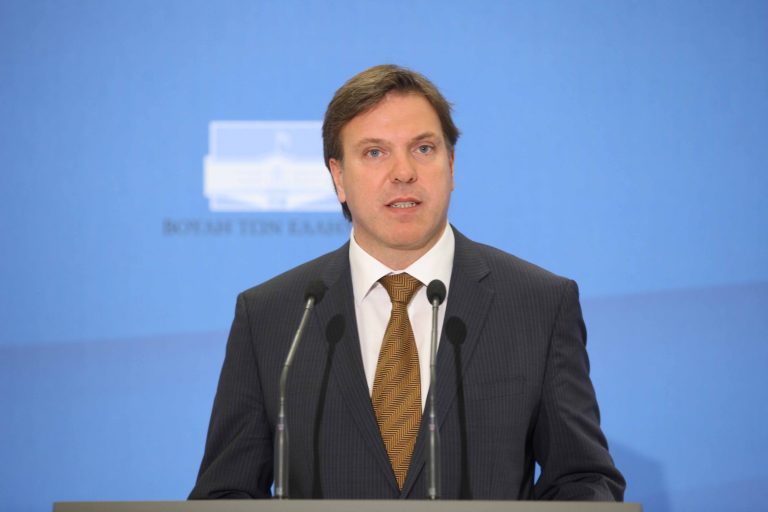 Κυβέρνηση: «Θα επαναδιαπραγματευτούμε τη συμφωνία» | Newsit.gr Κυβέρνηση: «Θα επαναδιαπραγματευτούμε τη συμφωνία» | Newsit.gr