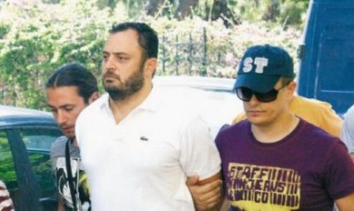 Αρραβωνιάστηκε μες στη φυλακή ο απαγωγέας του εφοπλιστή Παναγόπουλου! | Newsit.gr Αρραβωνιάστηκε μες στη φυλακή ο απαγωγέας του εφοπλιστή Παναγόπουλου! | Newsit.gr