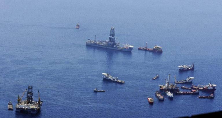 60-70% οι πιθανότητες επιτυχίας της «Top kill» – Ομπάμα: «Δική μου η ευθύνη» | Newsit.gr 60-70% οι πιθανότητες επιτυχίας της «Top kill» – Ομπάμα: «Δική μου η ευθύνη» | Newsit.gr