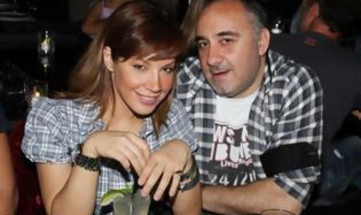 Έξαλλος ο πρώην σύντροφος της Μ. Πιερίδη με την αποχώρηση – Τα μηνύματα αγάπης στο twitter | Newsit.gr Έξαλλος ο πρώην σύντροφος της Μ. Πιερίδη με την αποχώρηση – Τα μηνύματα αγάπης στο twitter | Newsit.gr