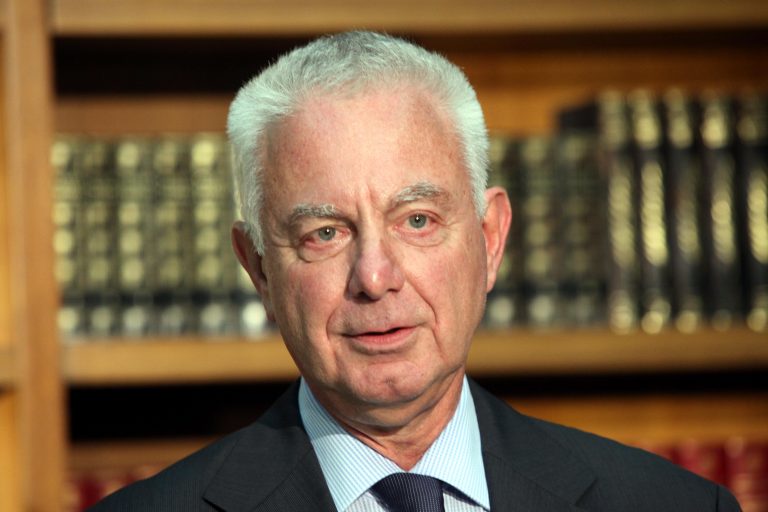 Δεσμεύσεις Πικραμμένου στους φαρμακοποιούς για να διώξει την …πίκρα του 1 δις! | Newsit.gr Δεσμεύσεις Πικραμμένου στους φαρμακοποιούς για να διώξει την …πίκρα του 1 δις! | Newsit.gr