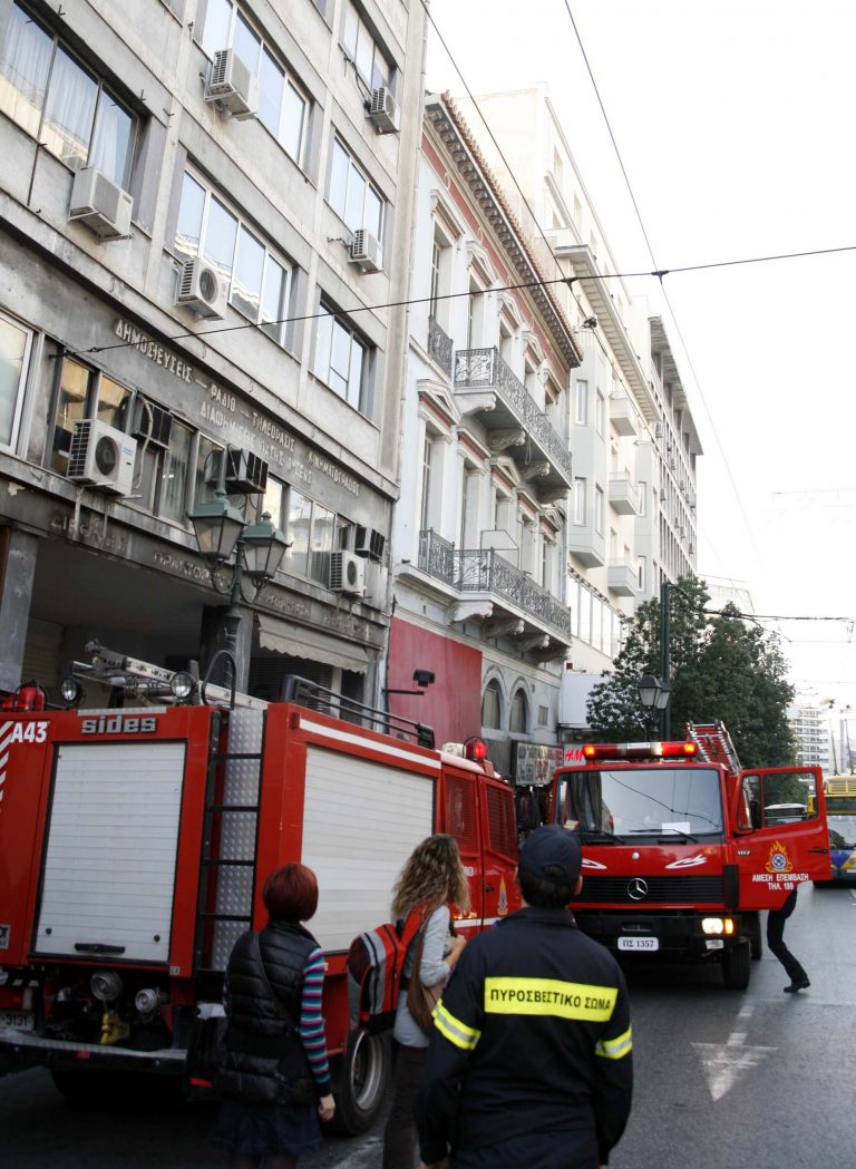 Έκαψαν την είσοδο σπιτιού | Newsit.gr Έκαψαν την είσοδο σπιτιού | Newsit.gr