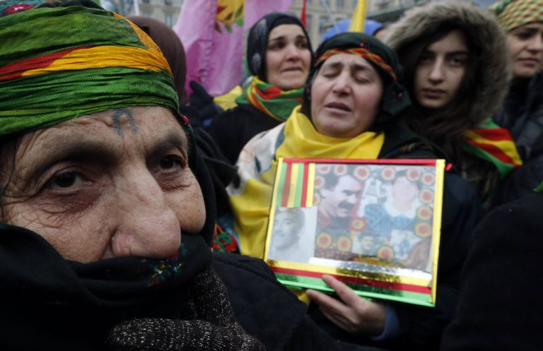 Δυο συλλήψεις για τη δολοφονία μελών του PKK στο Παρίσι | Newsit.gr Δυο συλλήψεις για τη δολοφονία μελών του PKK στο Παρίσι | Newsit.gr