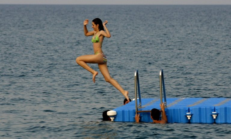 Καιρός για μπάνιο το Σαββατοκύριακο | Newsit.gr Καιρός για μπάνιο το Σαββατοκύριακο | Newsit.gr