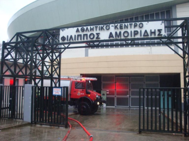 Ξάνθη: Πλημμύρισε το κλειστό γήπεδο “Φίλιππος Αμοιρίδης” – ΒΙΝΤΕΟ | Newsit.gr Ξάνθη: Πλημμύρισε το κλειστό γήπεδο “Φίλιππος Αμοιρίδης” – ΒΙΝΤΕΟ | Newsit.gr