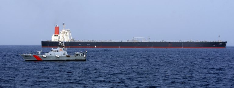 Ναυάγιο με 33 νεκρούς στην Ουγκάντα | Newsit.gr Ναυάγιο με 33 νεκρούς στην Ουγκάντα | Newsit.gr
