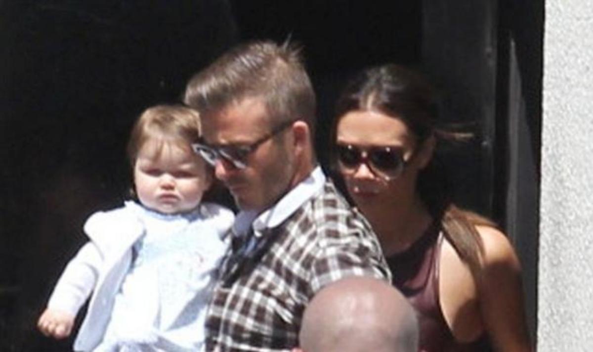 H V. Beckham έγινε 38! Η φρουτοσαλάτα… έκπληξη και η σταδιακή μεταμόρφωσή της! | Newsit.gr H V. Beckham έγινε 38! Η φρουτοσαλάτα… έκπληξη και η σταδιακή μεταμόρφωσή της! | Newsit.gr