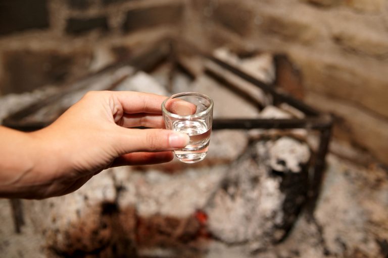 Πίνει και οδηγεί – Καθηγητής τραυματισμένος στο νοσοκομείο | Newsit.gr Πίνει και οδηγεί – Καθηγητής τραυματισμένος στο νοσοκομείο | Newsit.gr