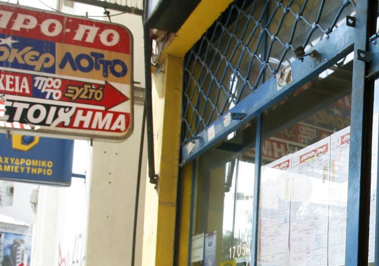 Την χτύπησαν και την έκλεψαν | Newsit.gr Την χτύπησαν και την έκλεψαν | Newsit.gr