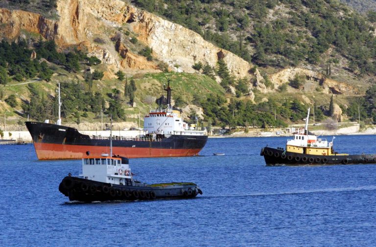 Και τρίτη προσάραξη δεξαμενόπλοιου | Newsit.gr Και τρίτη προσάραξη δεξαμενόπλοιου | Newsit.gr