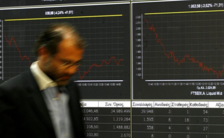 Κραχ στην αγορά! :712 μονάδες το spread – 6% πτώση στο ΧΑ – «Σκουπίδια» τα ελληνικά ομόλογα! | Newsit.gr Κραχ στην αγορά! :712 μονάδες το spread – 6% πτώση στο ΧΑ – «Σκουπίδια» τα ελληνικά ομόλογα! | Newsit.gr