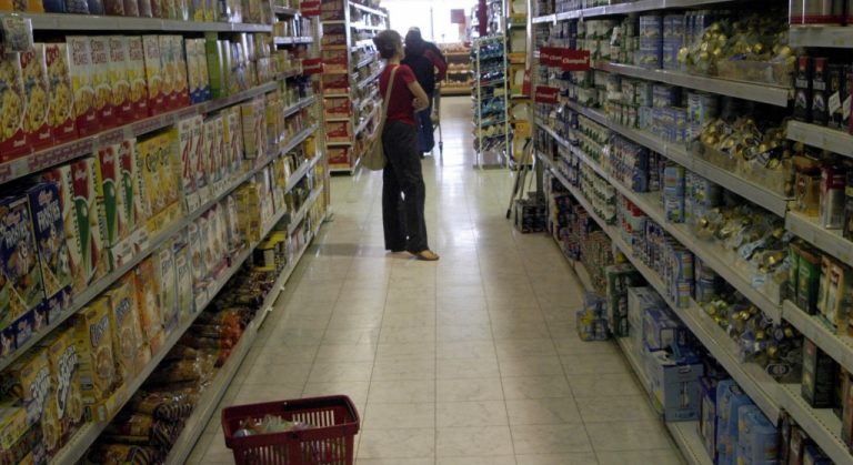 Εκοψαν από χθες απόδειξη με ΦΠΑ 21%! | Newsit.gr Εκοψαν από χθες απόδειξη με ΦΠΑ 21%! | Newsit.gr