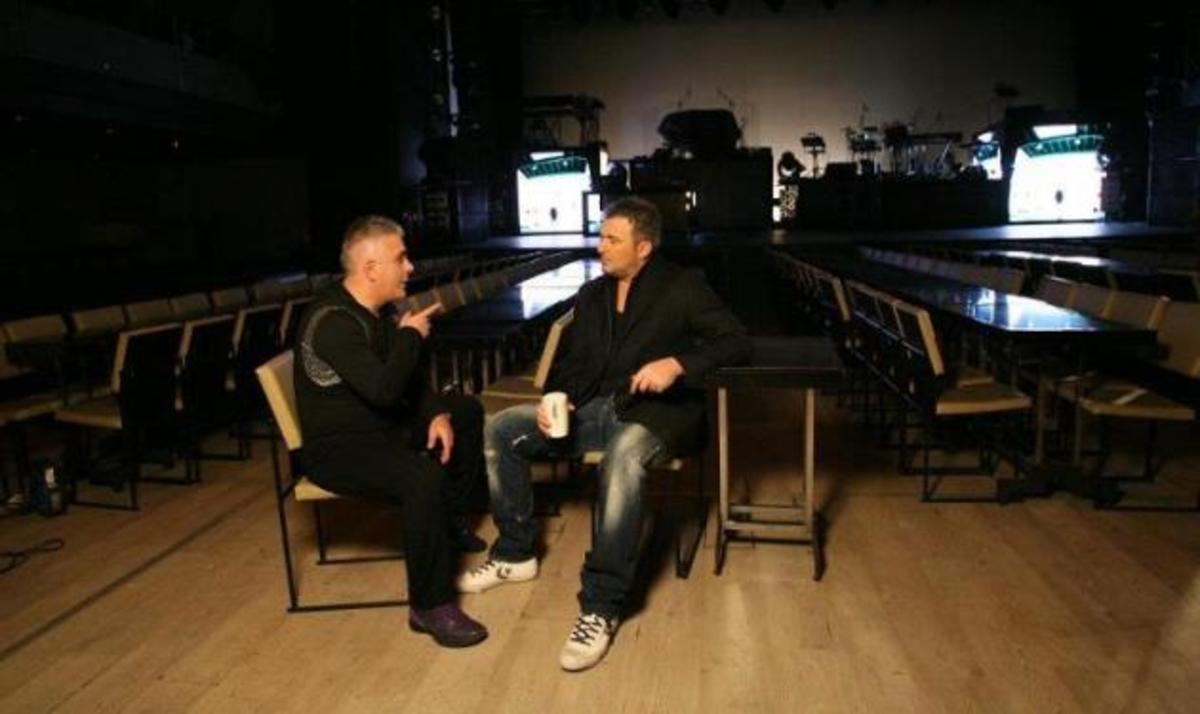Backstage φωτογραφίες από το νέο video των Ρέμου – Βουρλιώτη! | Newsit.gr Backstage φωτογραφίες από το νέο video των Ρέμου – Βουρλιώτη! | Newsit.gr