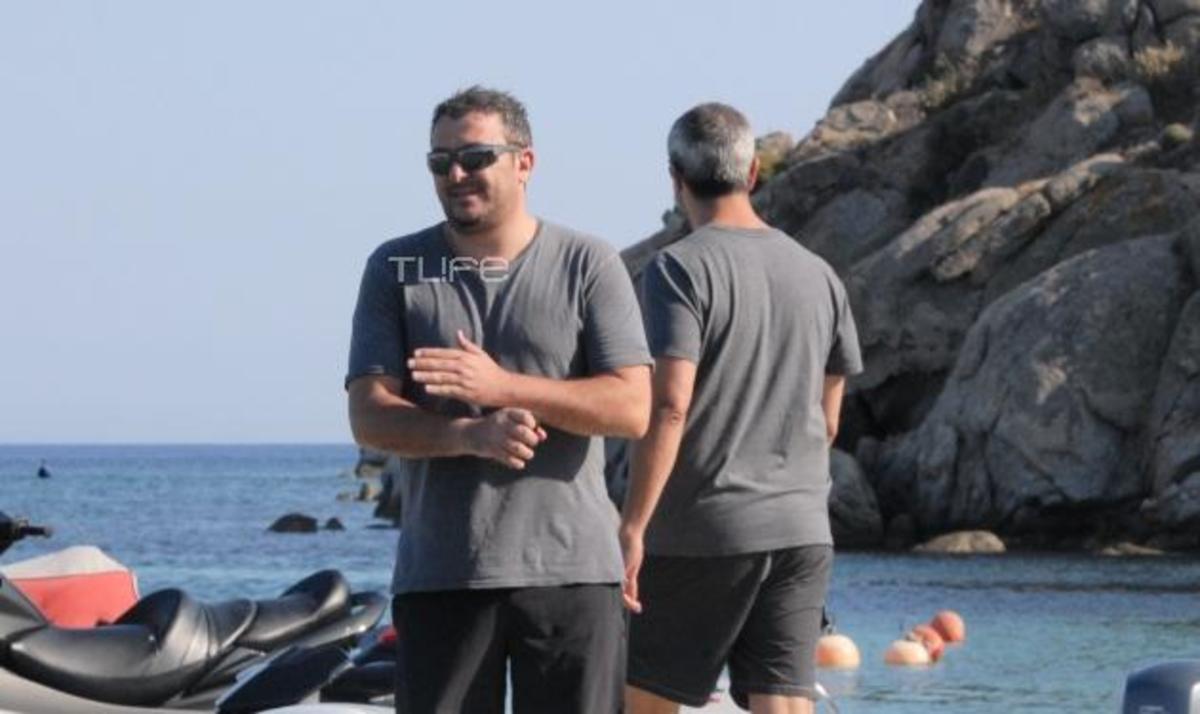 Α. Ρέμος: Οι πρώτες βουτιές στη Μύκονο! Δες φωτογραφίες | Newsit.gr Α. Ρέμος: Οι πρώτες βουτιές στη Μύκονο! Δες φωτογραφίες | Newsit.gr