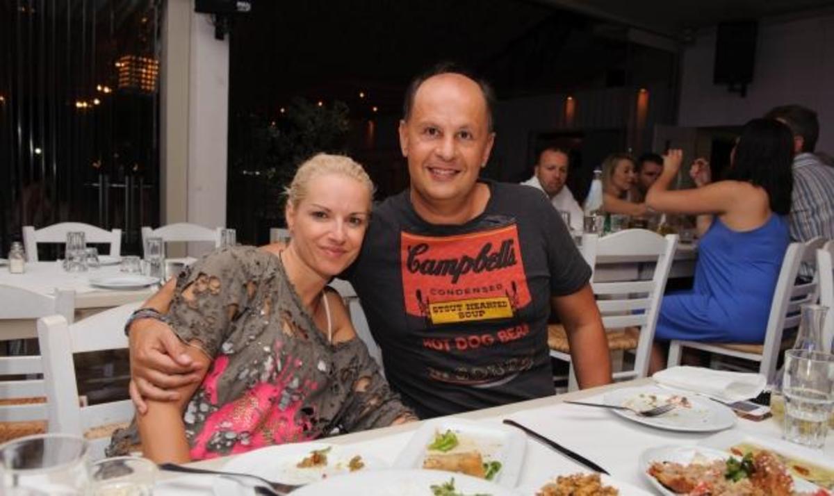Καλοκαιρινές βραδιές πλάι στο κύμα για τους celebrities! Δες φωτογραφίες | Newsit.gr Καλοκαιρινές βραδιές πλάι στο κύμα για τους celebrities! Δες φωτογραφίες | Newsit.gr