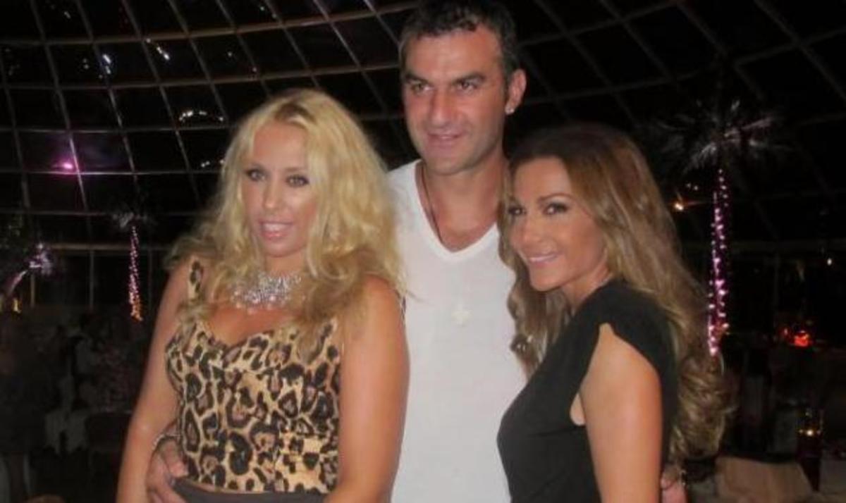 Καλοκαιρινό πάρτυ με πολλούς celebrities στη Ρόδο! Φωτογραφίες | Newsit.gr Καλοκαιρινό πάρτυ με πολλούς celebrities στη Ρόδο! Φωτογραφίες | Newsit.gr
