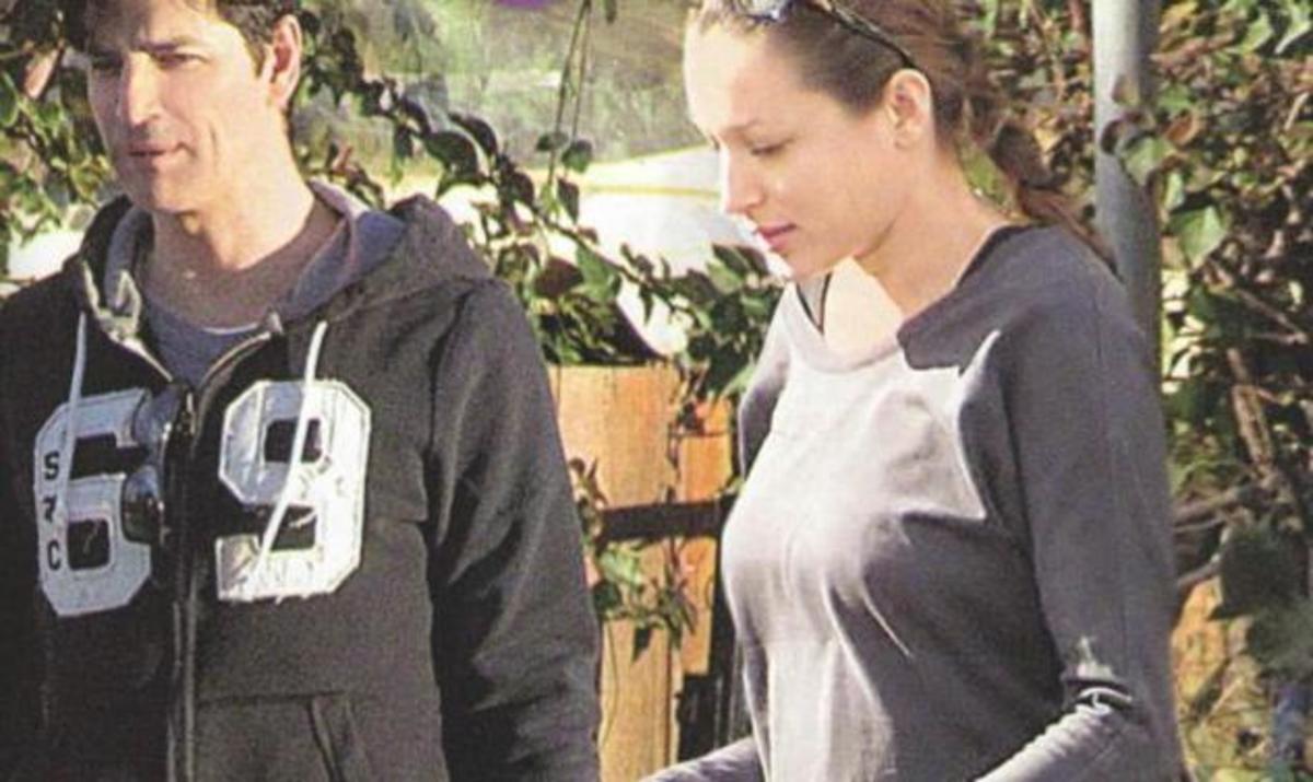 Σ. Ρουβάς – Κ. Ζυγούλη: Η πρώτη έξοδος μετά τη γέννηση της κόρης τους | Newsit.gr Σ. Ρουβάς – Κ. Ζυγούλη: Η πρώτη έξοδος μετά τη γέννηση της κόρης τους | Newsit.gr
