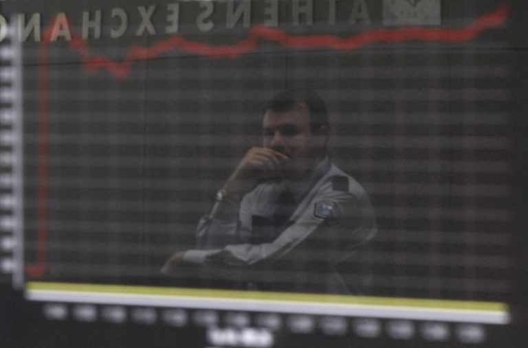 Μπαράζ αρνητικών ειδήσεων έριξε το ΧΑ | Newsit.gr Μπαράζ αρνητικών ειδήσεων έριξε το ΧΑ | Newsit.gr
