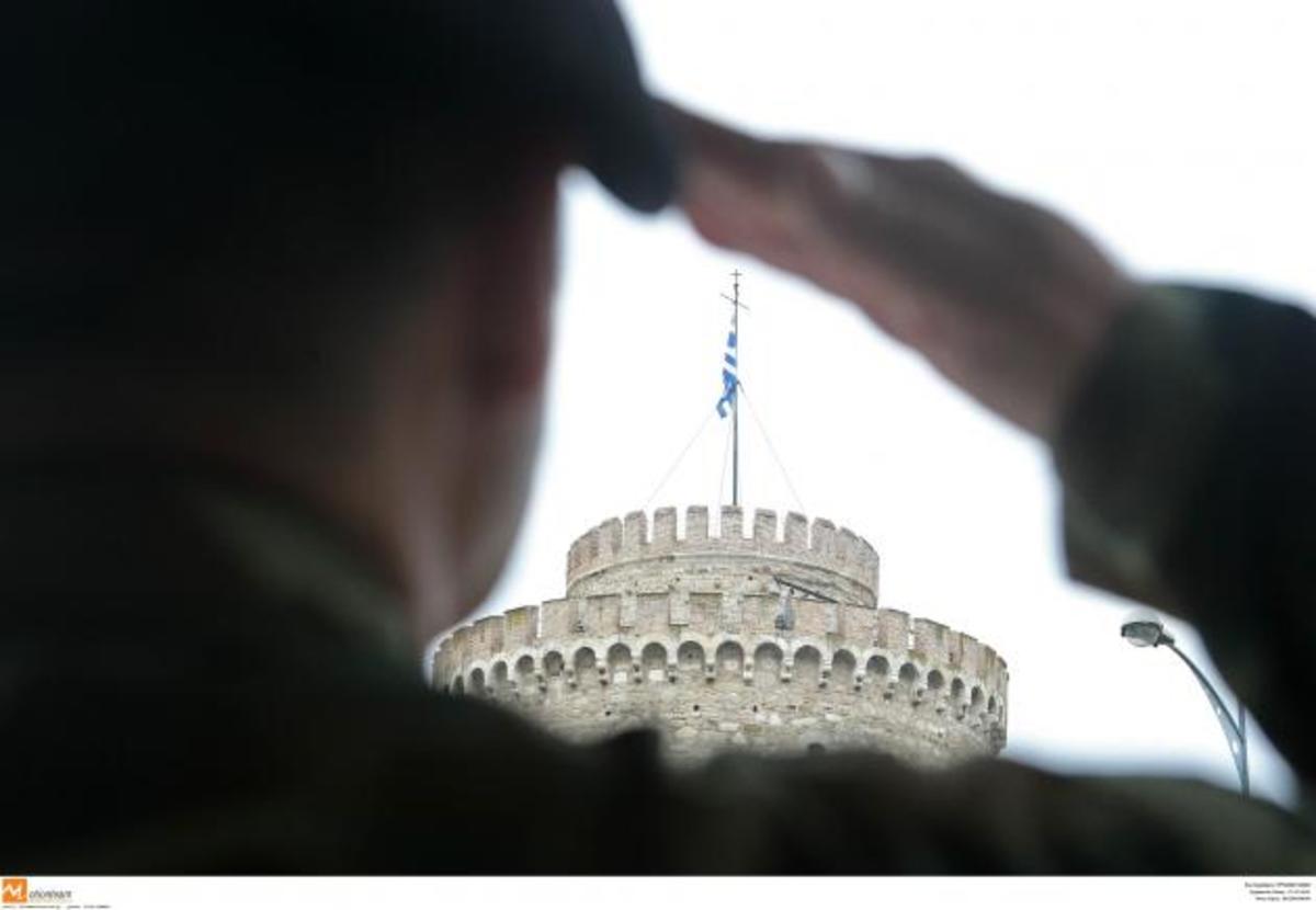 «Πυρετός» για τη συγκέντρωση στρατιωτικών στη Θεσσαλονίκη – ΒΙΝΤΕΟ | Newsit.gr «Πυρετός» για τη συγκέντρωση στρατιωτικών στη Θεσσαλονίκη – ΒΙΝΤΕΟ | Newsit.gr