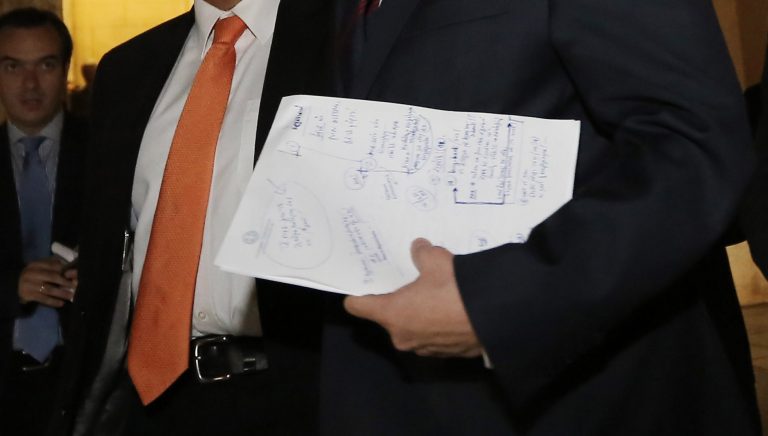 Τι έγραφε στις σημειώσεις του ο Α.Σαμαράς | Newsit.gr Τι έγραφε στις σημειώσεις του ο Α.Σαμαράς | Newsit.gr