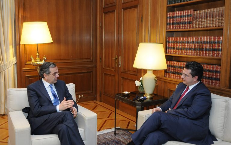 Συνάντηση Σαμαρά – Τζιτζικώστα στο Μαξίμου | Newsit.gr Συνάντηση Σαμαρά – Τζιτζικώστα στο Μαξίμου | Newsit.gr